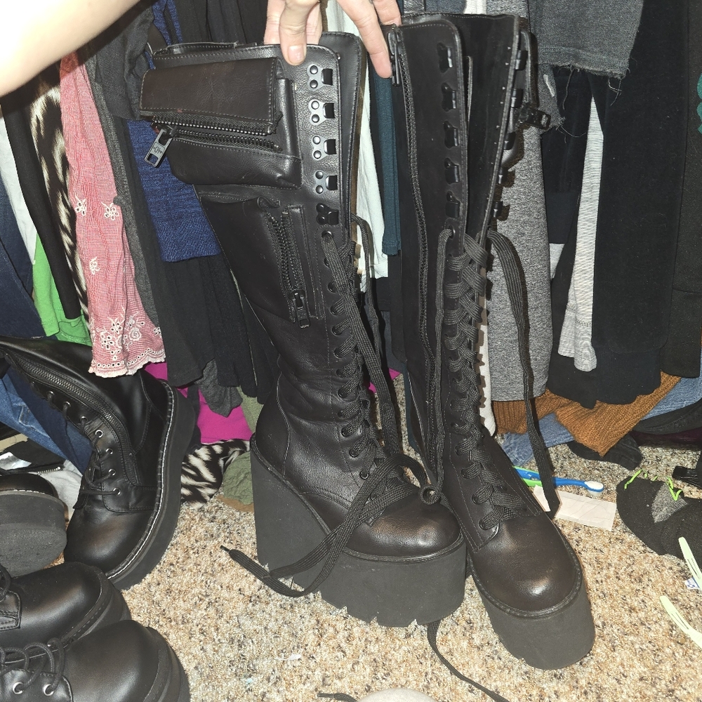 Current Mood knee high boots size 7 black